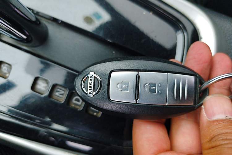 Used Nissan Tiida 2016 1.6L CVT Smart Drive Edition