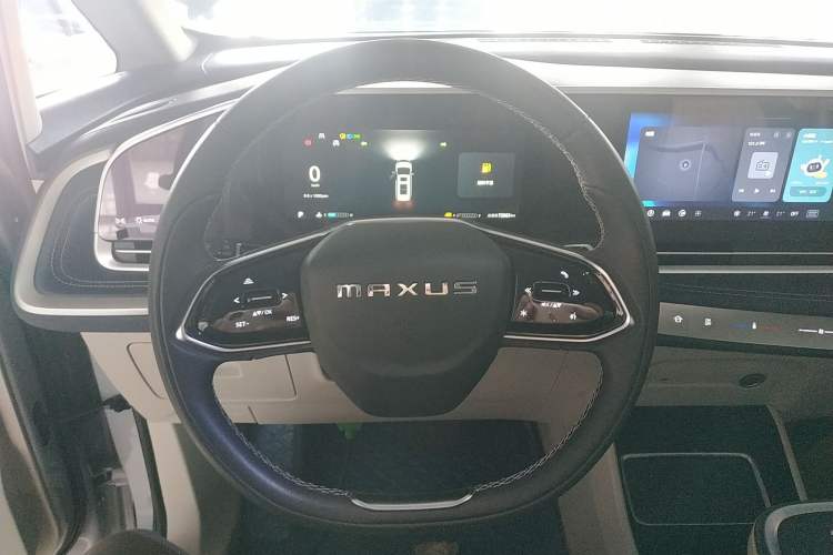 Used SAIC MAXUS G90 2022 2.0T Xingyun Seven-Seater Version Steering Wheel