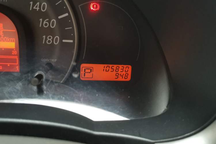 Used Nissan March 2015 1.5L Automatic E-Xuan Edition
