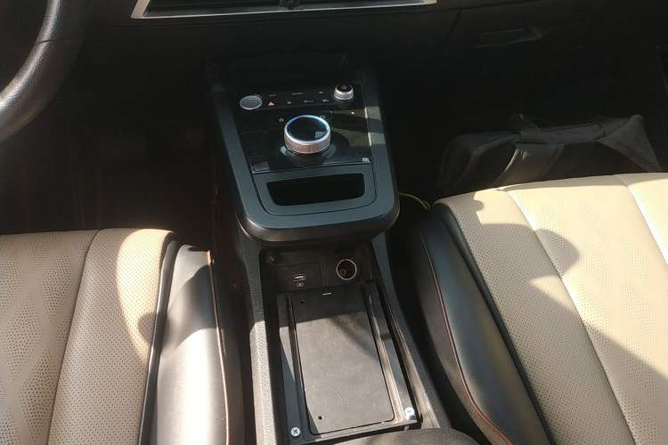 Used BYD e2 2020 Upgraded Model Standard Range Version Standard Configuration
