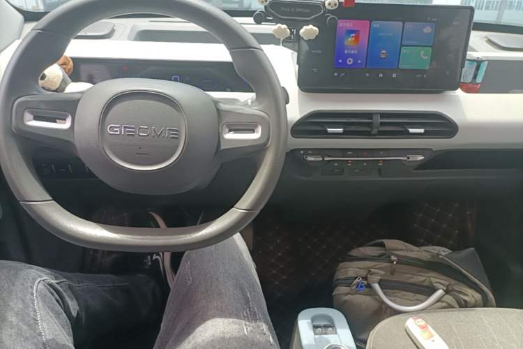 Used Geely Galaxy Panda 2023 Panda Mini 120km Asian Games Edition
