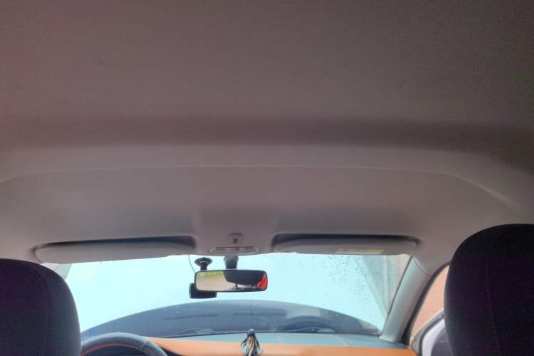 Used Citroen C3-XR 2015 1.6L Automatic Pioneer Model Headliner