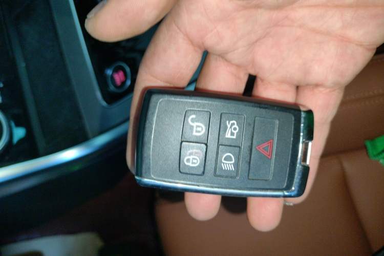 Used Jaguar XEL 2022 2.0T 250 PS R-DYNAMIC S Advanced Sport Edition
