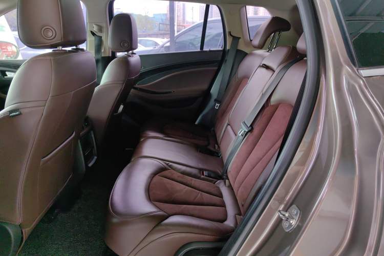 Used Buick Envision 2016 28T Four-Wheel Drive Elite Version Left Rear Seat