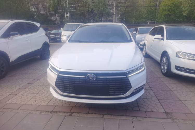 Used BYD Qin New Energy 2019 High-Range Deluxe Model Front