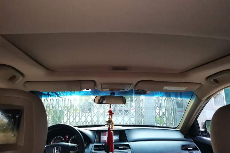 Used Honda Accord 2010 2.4L LX Headliner