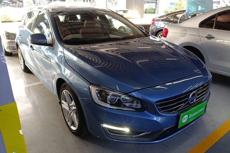 Used Volvo V60 2015 T5 Zhiya Edition