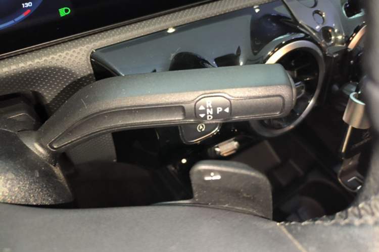 Used Mercedes-Benz A-Class 2022 Restyled A 180 L Sport Sedan Gear Lever