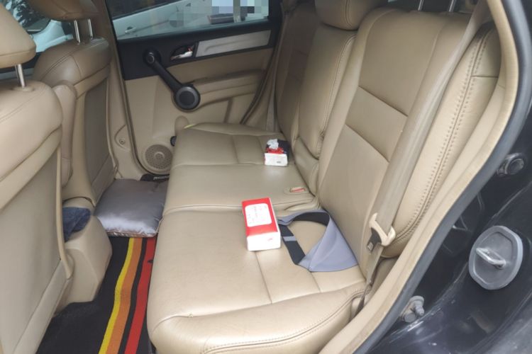 Used Honda CR-V 2010 2.0L automatic two-wheel drive urban version Left Rear Seat