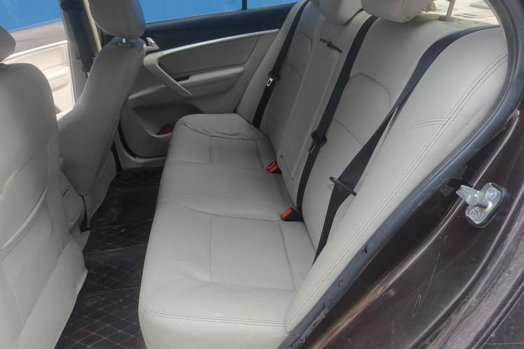 Used Geely Auto Emgrand 2014 Sedan 1.5L Manual Elite Model