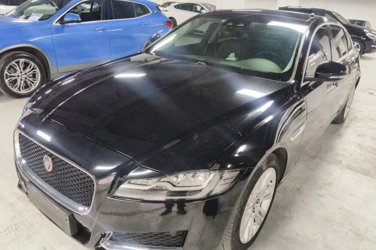 Used Jaguar XFL 2018 XFL 2.0T 250 PS Luxury Edition