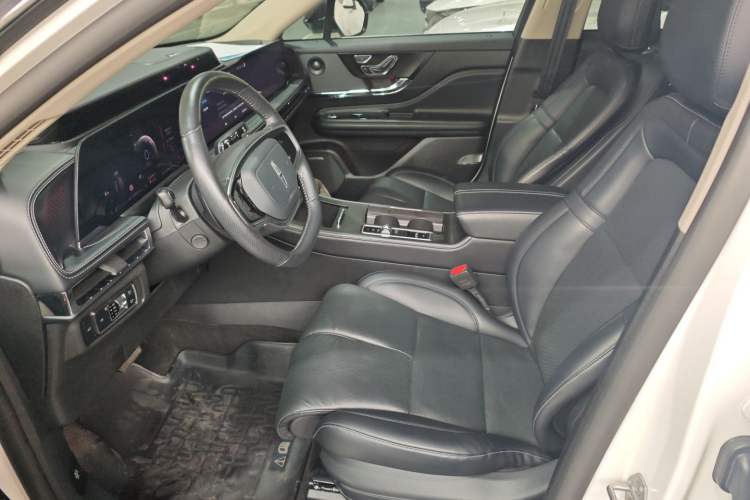 Used Lincoln Corsair 2024 2.0T Four-Wheel Drive Prestige Edition Left Front Seat