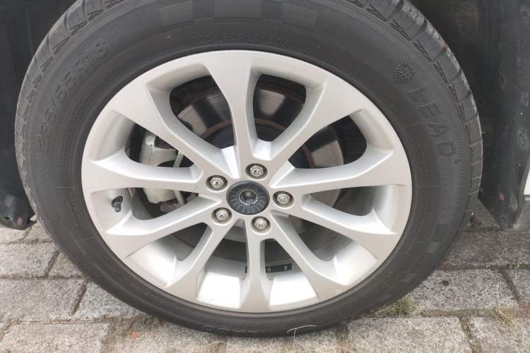 Used Haval H2 2017 Red-Label 1.5T Manual Two-Wheel Drive Luxury Model