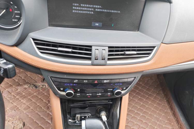 Used BORGWARD BX7 2016 28T Four-Wheel Drive Elite Edition 5 Seats
