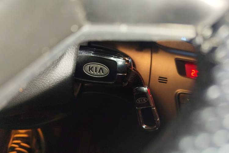 Used Kia K5 2011 2.0L Automatic GLS
