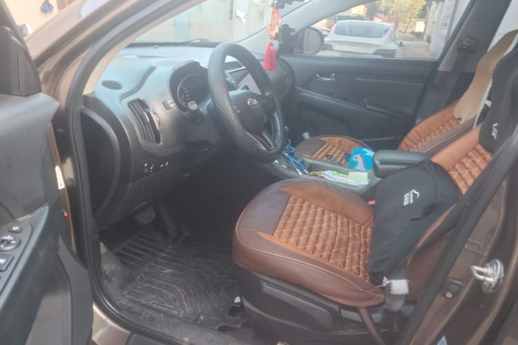 Used Kia Sportage R 2015 2.0L Automatic Two-Wheel Drive DLX Model Driver Seat