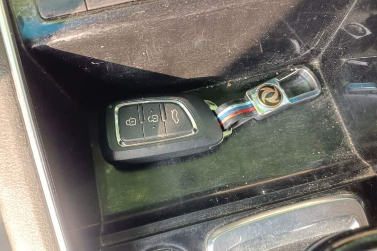 Used Dongfeng Aeolus E70 2021 360H Battery-Swap Version
