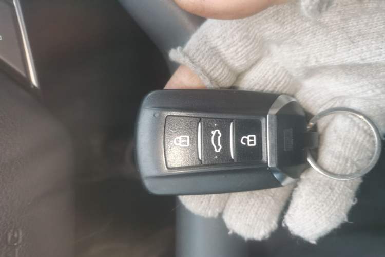 Used Dongfeng Aeolus Yixuan MAX 2024 1.5T Luxury Edition