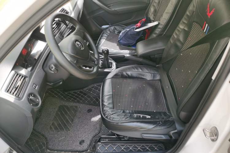 Used Volkswagen Santana 2016 1.6L Manual Fashion Edition