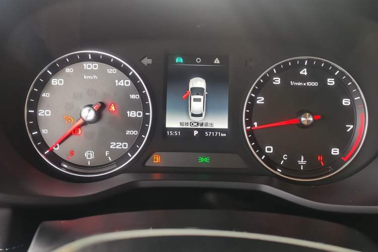 Used Roewe i5 2019 1.5L Automatic 4G Connected Langhao Edition Instrument Cluster