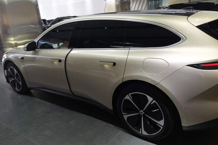 Used Nio ET5T 2024 75kWh Touring