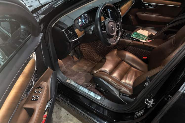 Used Volvo S90 2020 T5 Zhiyuan Luxury Edition