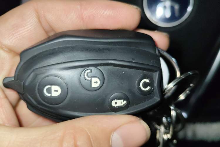 Used BYD Song MAX 2019 1.5T Automatic Smart Connect Ruiyi Model 7 Seats China V Emission Standard