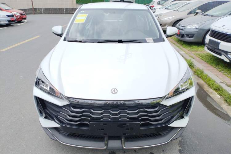 Used Dongfeng Aeolus Yixuan 2025 1.5L Automatic Luxury Version Front