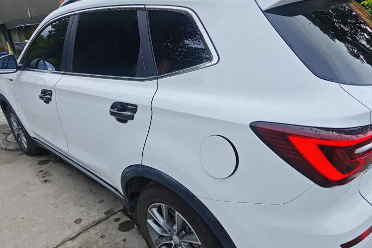 Used Roewe RX5 2023 PLUS 330TGI Automatic Trendsetting Smart Edition