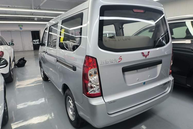 Used Wuling Rongguang S 2023 1.5L Base Version 5/7 Seats Rear Left 45 Deg