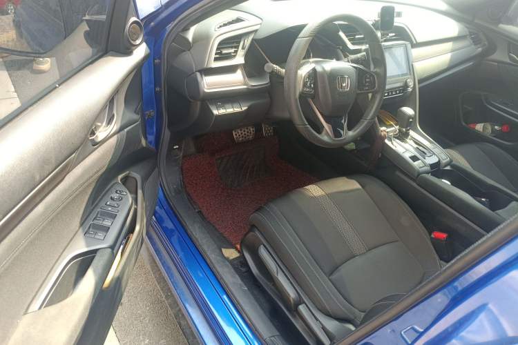 Used Honda Civic 2021 HATCHBACK 220TURBO CVT Trendy Cool Edition