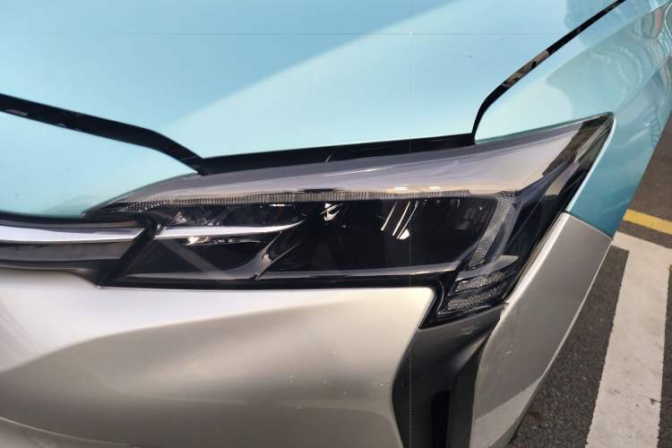 Used Buick Velite 6 2024 450km Range Commuter Version
