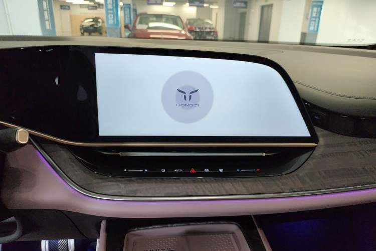 Used Hongqi Tiangong 08 2025 680 Ultra Four-Wheel-Drive Version
