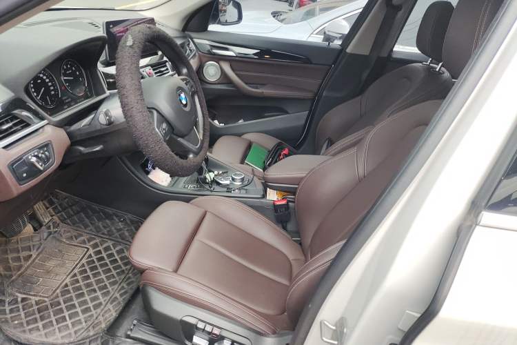 Used BMW X1 2022 sDrive20Li Fashion Model Left Front Seat