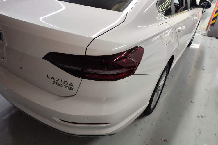 Used Volkswagen Lavida 2021 280TSI DSG Comfort Edition Exterior 2