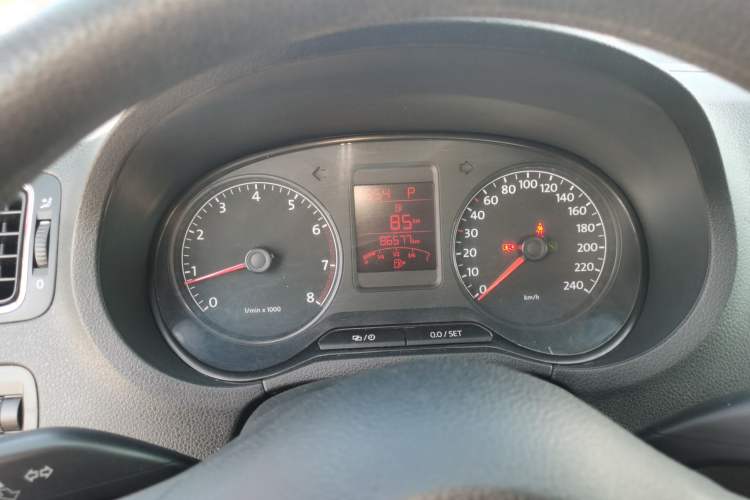 Used Volkswagen Polo 2013 1.6L Automatic Comfort Edition