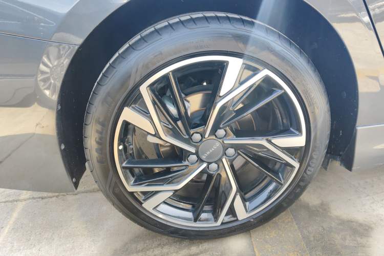 Used Lynk & Co 03 2023 1.5TD DCT JingPro
