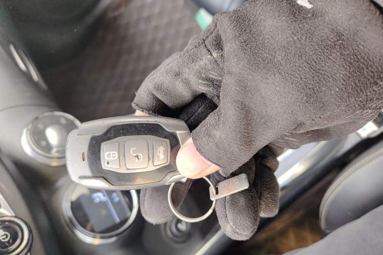 Used BYD Song 2016 GaiShi Edition 1.5TI Manual Elite Model