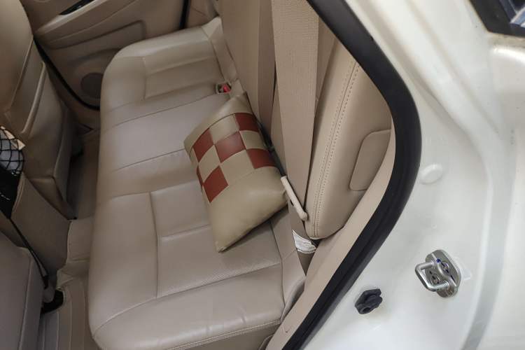 Used Nissan X-Trail 2015 2.0L CVT Comfort MAX Edition 2WD