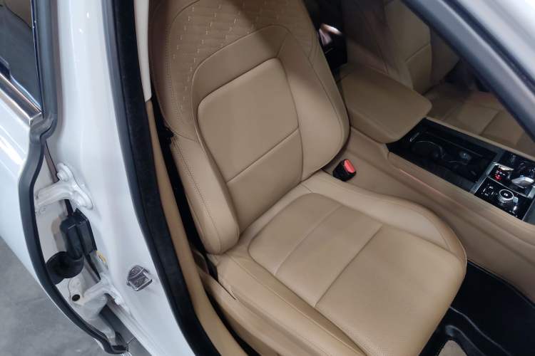 Used Jaguar XFL 2024 2.0T P250 Two-Wheel Drive Prestige Luxury Edition
