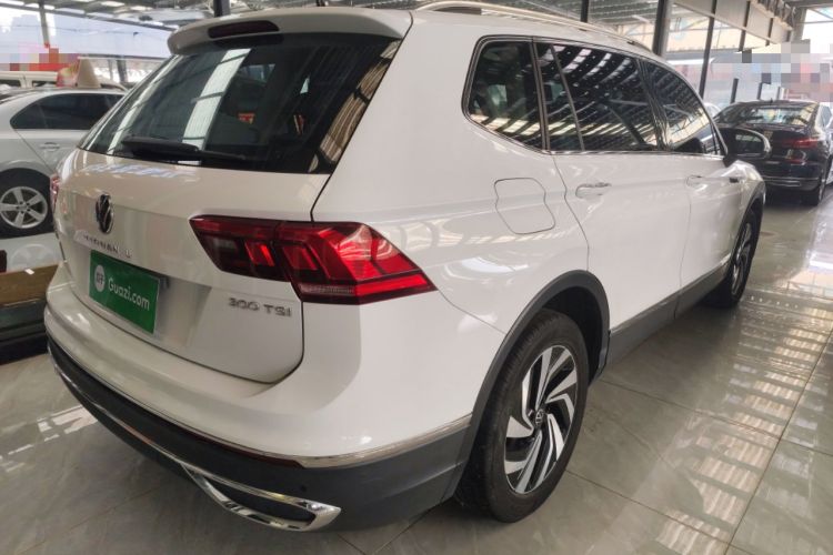 Used Volkswagen Tiguan L 2024 300TSI Automatic Two-Wheel Drive Smart Edition
