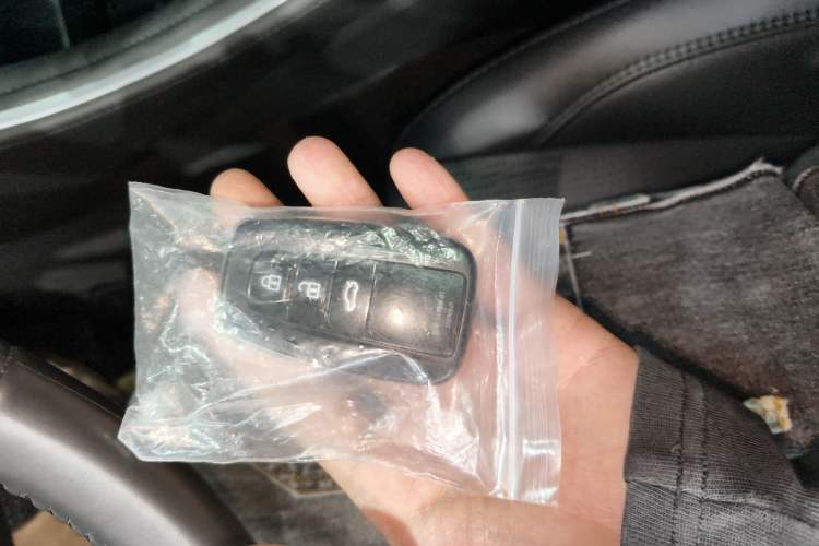 Used Toyota Avalon 2023 2.0L Premium Edition
