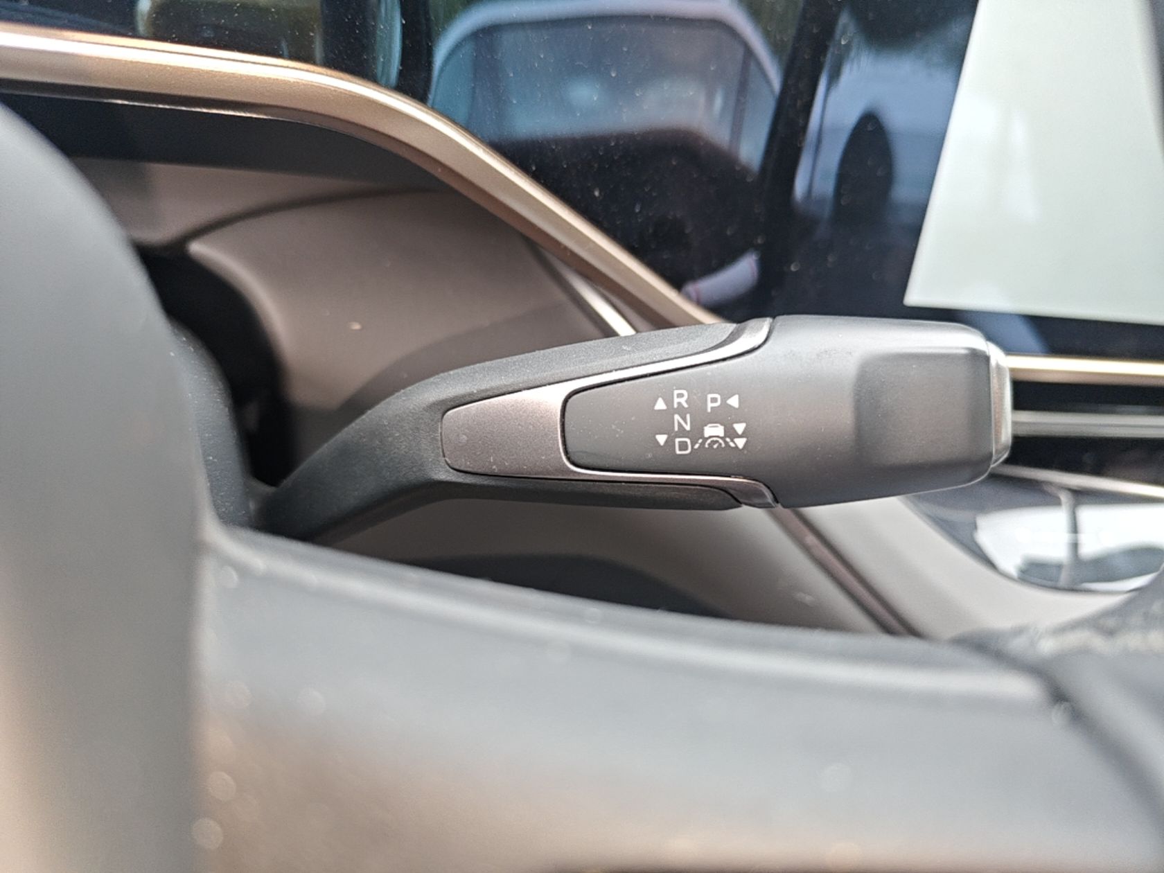 Hongqi EH7 2025 640 All-Wheel Drive Smart Selection Edition — снимка 16