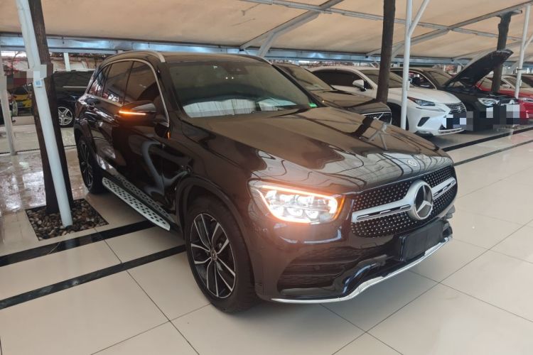 Used Mercedes-Benz GLC 2021 GLC 300 L 4MATIC Dynamic Model Front Right 45 Deg