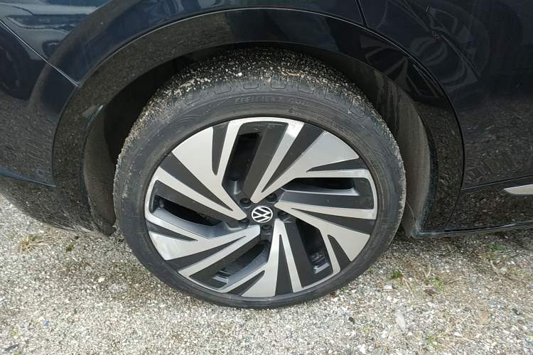 Used Volkswagen ID.4 CROZZ 2024 Facelifted PRIME