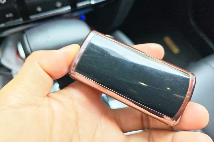 Used GAC Trumpchi GS8 2017 320T Two-Wheel Drive Luxury Smart Connectivity Version (7 Seats)