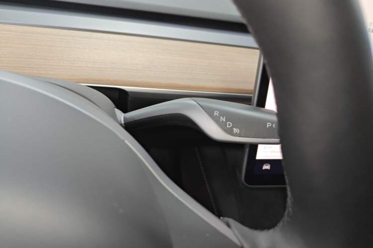 Used Tesla Model Y 2021 Long-Range All-Wheel-Drive Version Gear Lever