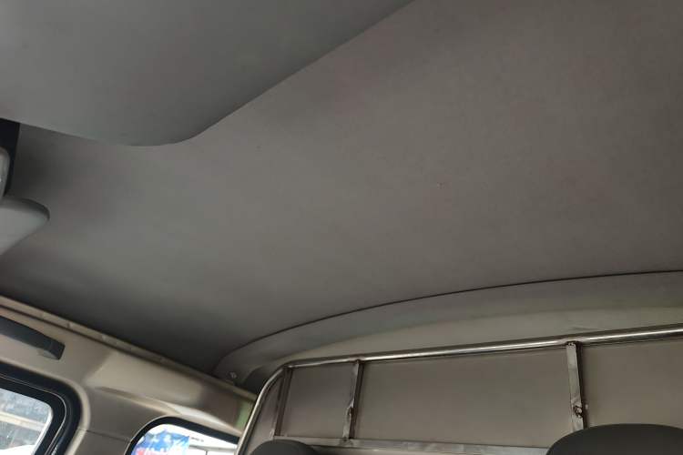 Used Wuling Rongguang 2019 1.5L Extended-Body Van Base Model with 2 Seats
