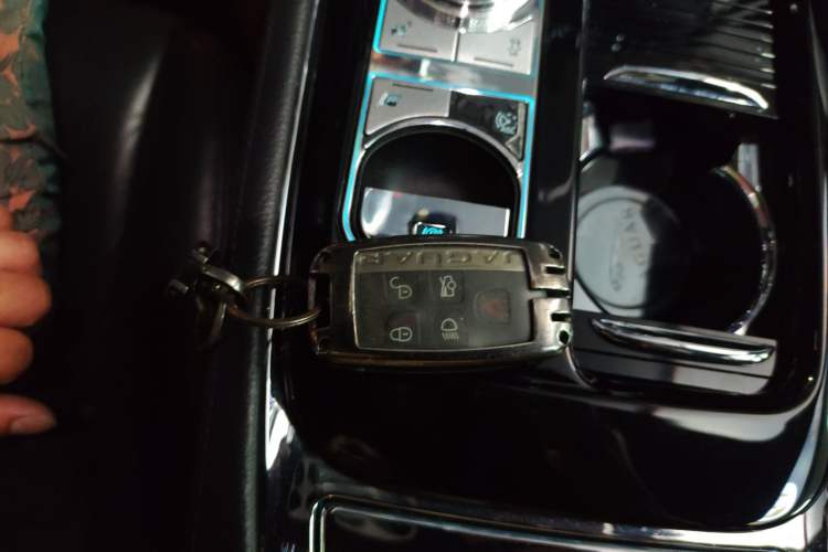 Used Jaguar XJ 2016 XJL 3.0 SC Two-Wheel-Drive Elegant Business Edition