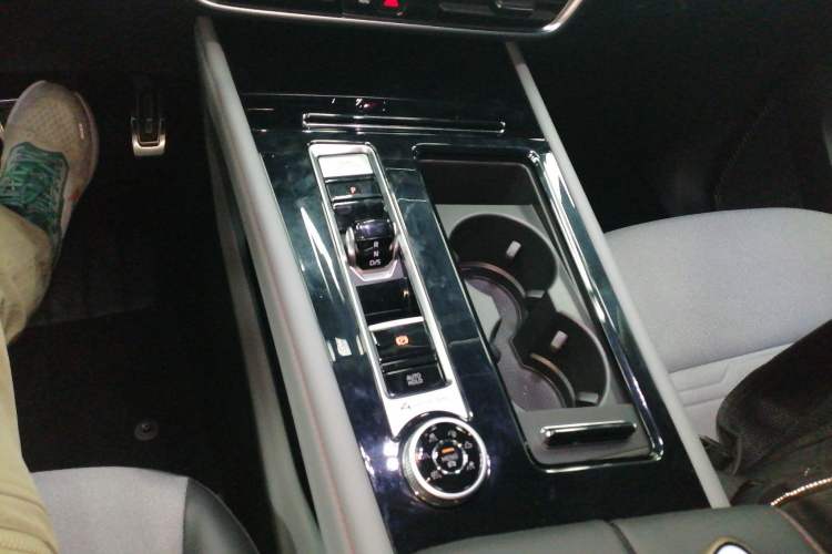 Used Volkswagen Teramont X 2021 380TSI Four-Wheel Drive Luxury Edition Gear Lever